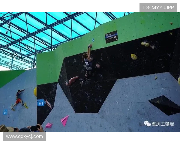 西安攀岩队在极限运动会中的精彩表现与比赛经验总结