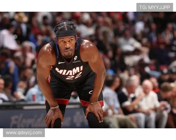 吉米巴特勒带领球队重返巅峰展现领袖魅力与不屈精神 吉米巴特勒带领球队重返巅峰展现领袖魅力与不屈精神