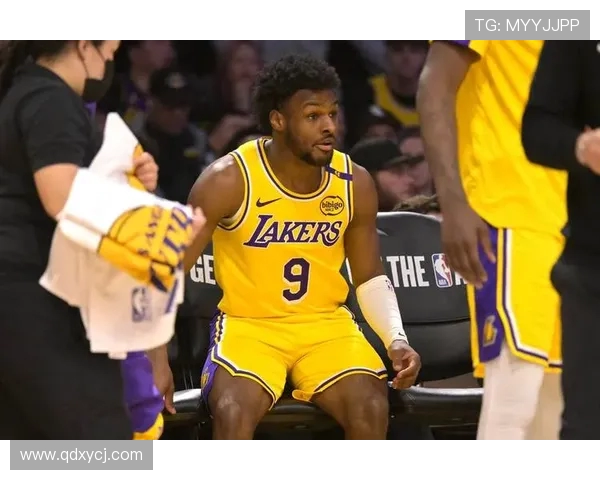 湖人雄鹿巅峰对决2020年3月7日精彩回顾与赛后分析