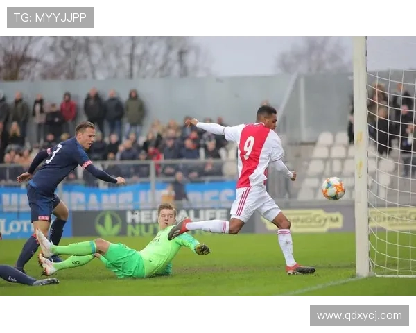 登博斯与挨门的激烈对决谁能在赛场上笑到最后