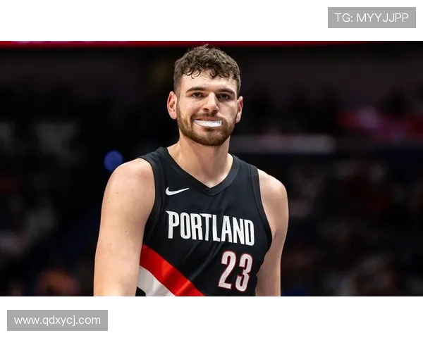 贾雷斯沃克展现潜力成为NBA新星引发球迷热议与期待